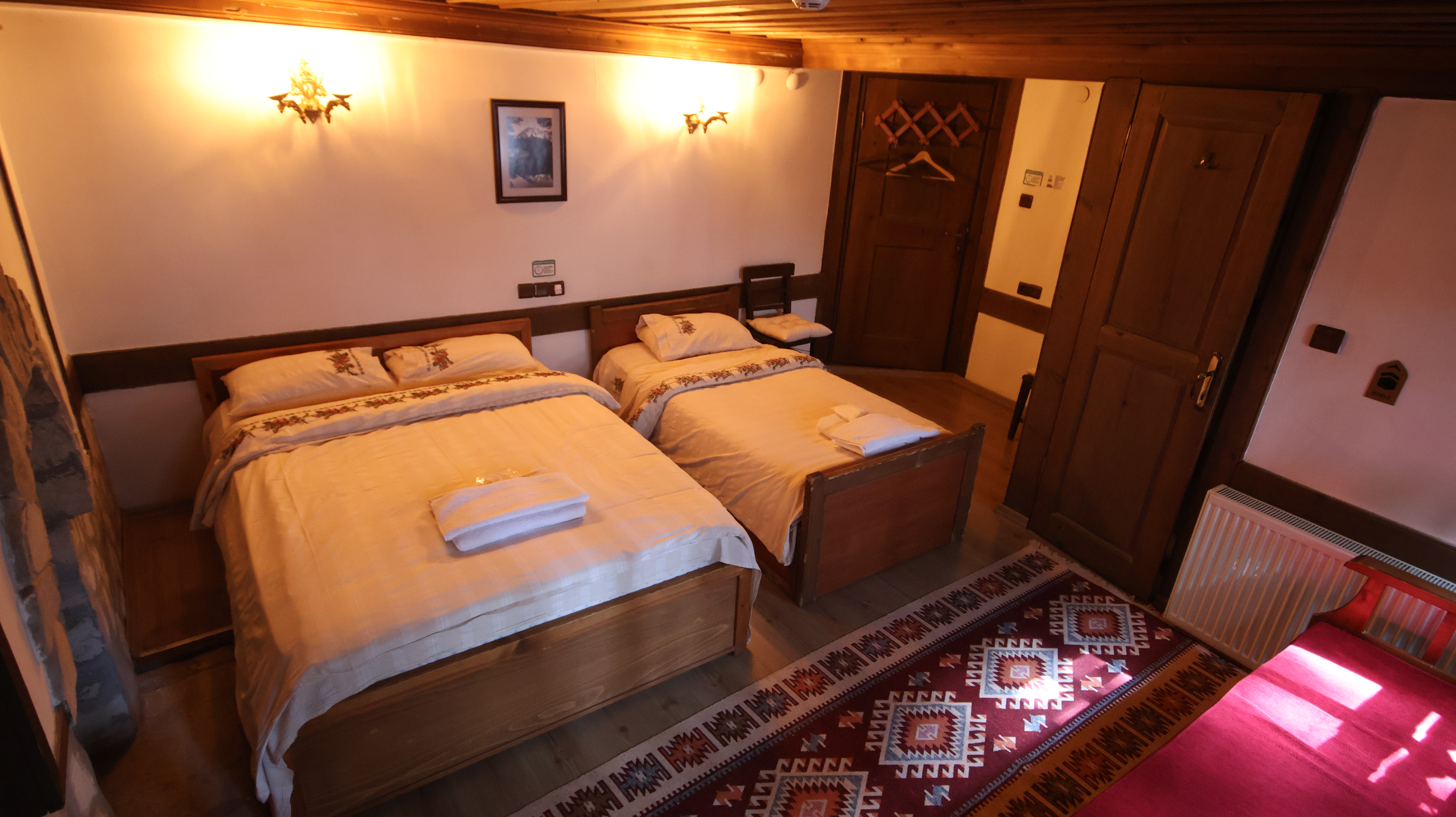 Twin Room 3